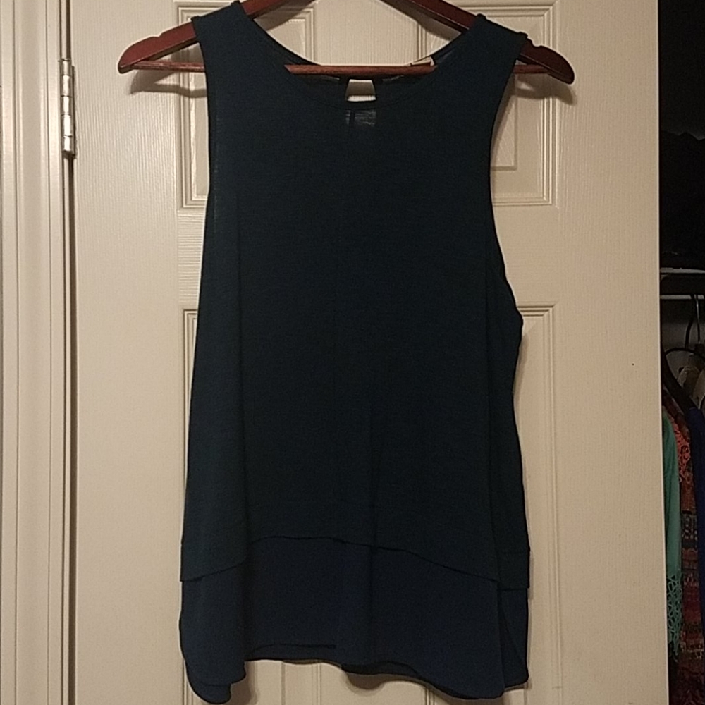 Dark blue sleeveless blouse with chiffon lining